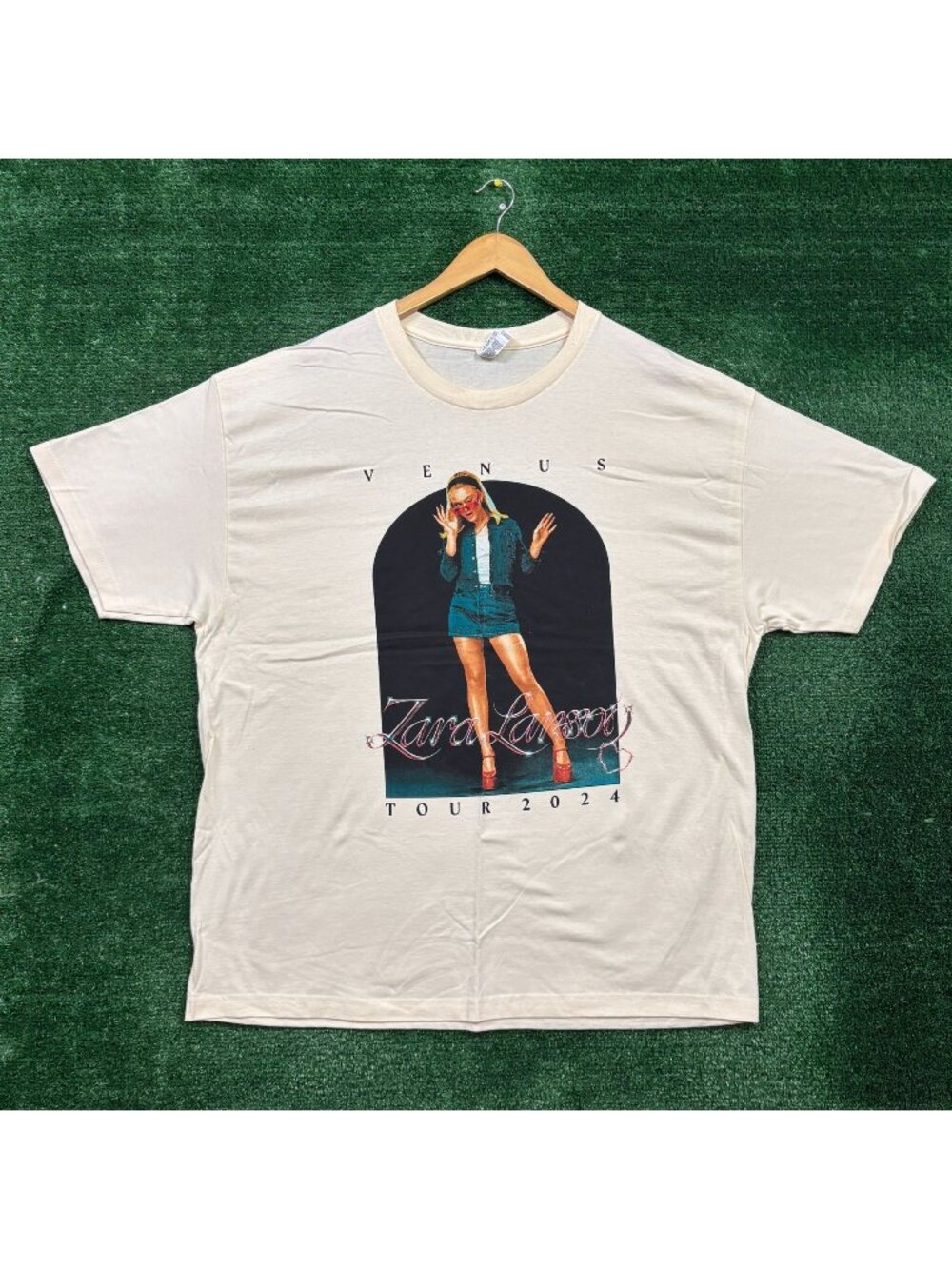 Zara Larson beige T-Shirt Size 2XL